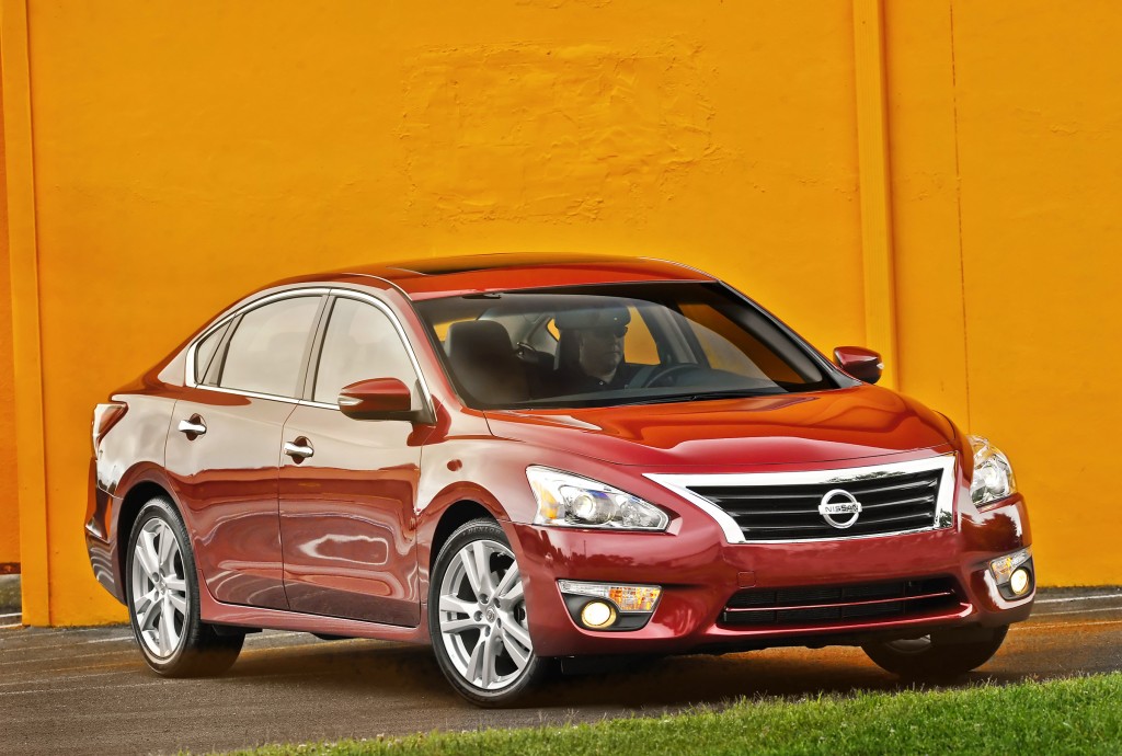 The Nissan Altima leaves the impression of a pricier car at first glance, with angular headlights and a bright, aggressive grille that is almost reminiscent of a contemporary Lexus.