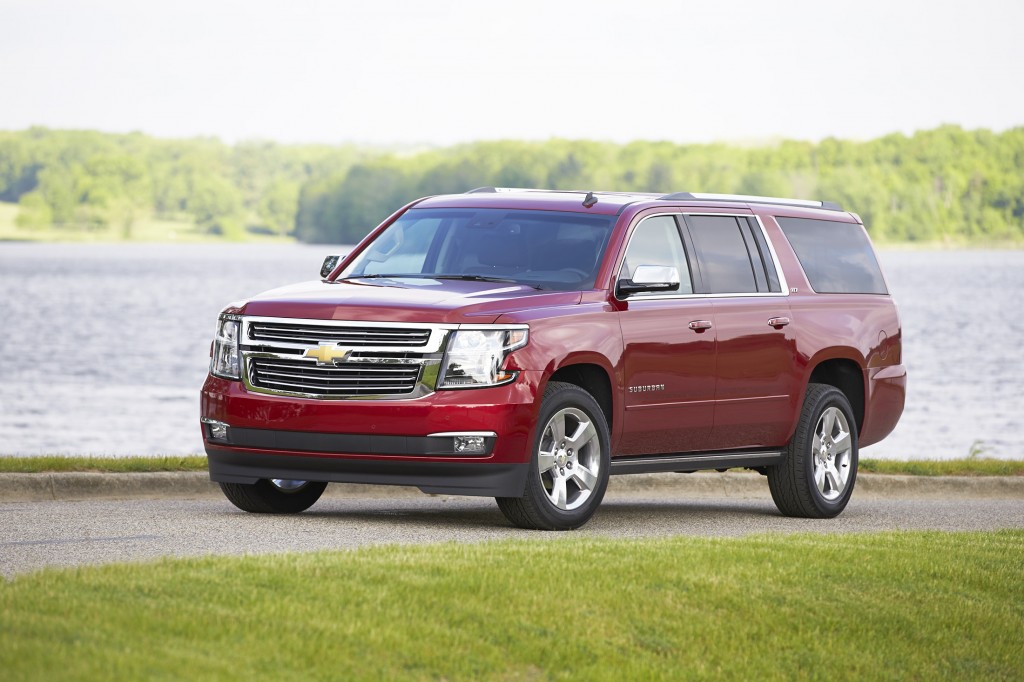 After a complete overhaul for 2015, the Suburban’s body looks more sleek and sculpted now. It hints at the more modern, refined experience you get in this new-generation SUV.