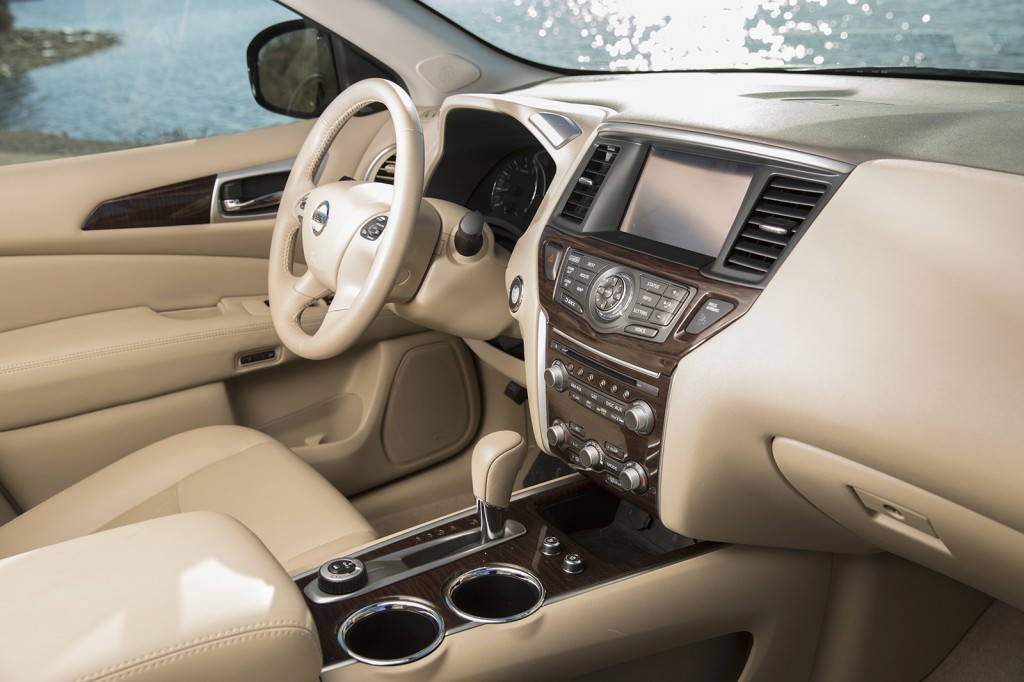 The Pathfinder has one of today’s best designed cabins, including dedicated buttons for the navigation system and radio. That means the driver doesn’t have to use a complicated touchscreen interface as often as in some cars.