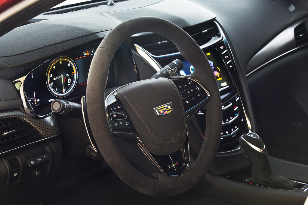 Digital screens in the CTS-V’s cabin help you make the most of this car’s performance. A data recorder can help you record lap and acceleration times.