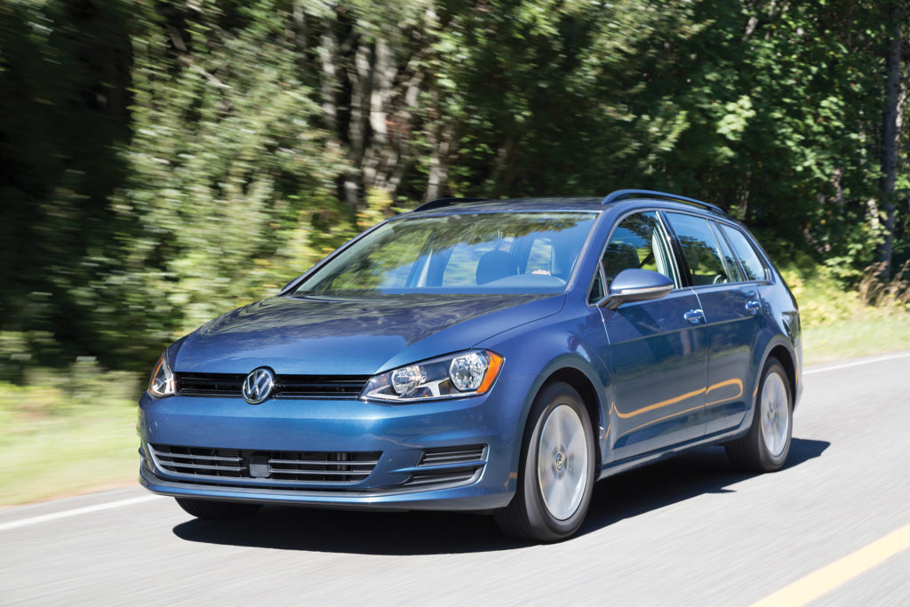 The 2017 Volkswagen Golf SportWagen combines the fun, nimble handling of a compact car with an almost SUV-like level of versatility. Its rear cargo area seems gargantuan for this class of car.